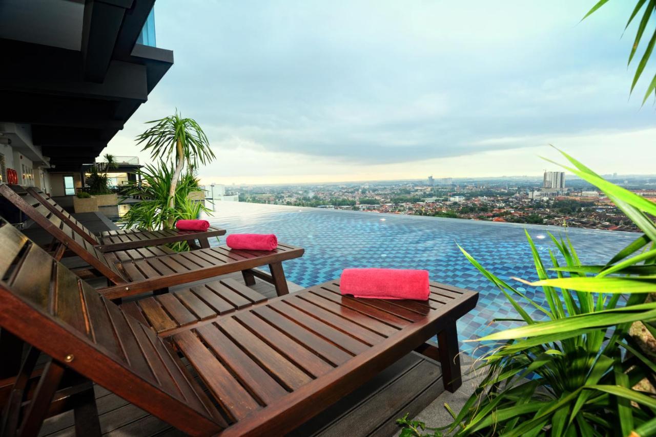 Holiday Villa Johor Bahru City Centre Exterior foto
